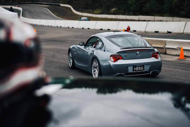 Illustration for article titled This is what a track-day at Palmer looks like // 4K video & photos